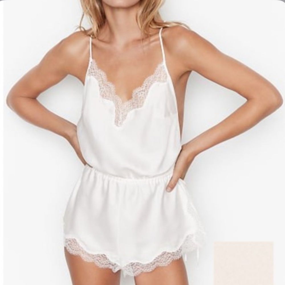 NEW Victoria’s Secret BRIDAL WHITE Satin Pajama Set Cami SZ Med & Shorts SZ S
